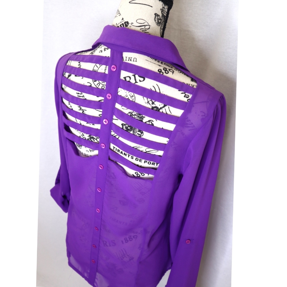 Truth button down blouse - Picture 6 of 9